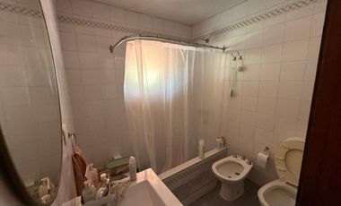 CHALET EN VENTA 4 AMBIENTES LOMAS DE ZAMORA