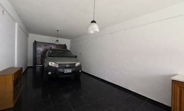 CHALET EN VENTA 4 AMBIENTES LOMAS DE ZAMORA