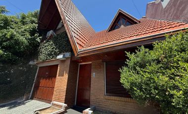CHALET EN VENTA 4 AMBIENTES LOMAS DE ZAMORA