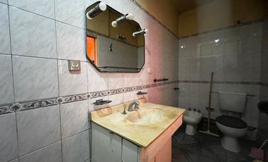 LOCALES COMERCIALES VENTA MAS VIVIENDA 3 AMBIENTES