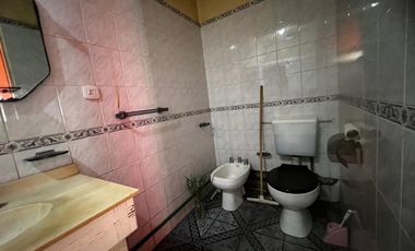 LOCALES COMERCIALES VENTA MAS VIVIENDA 3 AMBIENTES