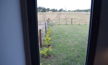 CASA DE 2 DORMITORIOS A ESTRENAR EN QUILOAZAS