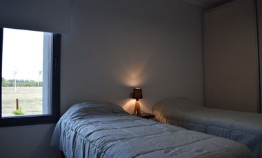 CASA DE 2 DORMITORIOS A ESTRENAR EN QUILOAZAS