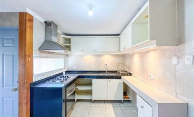Casa en Venta en El Recreo, Machalí