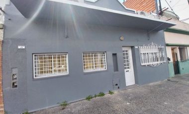 ALQUILER PH MONOAMBIENTE WILDE CENTRO