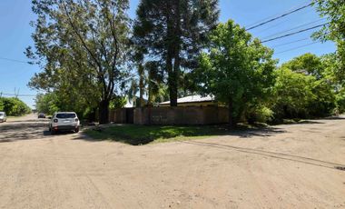 VENTA CASA EN IBARLUCEA CON PILETA COCHERA QUINCHO