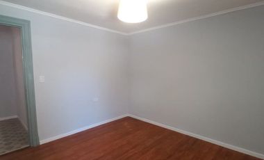 Interno sobre Peatonal, 2 Dorm, 2 baños y patio