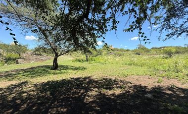 VENTA CASA 2 DORM CON PILETA LA GRANJA TERRENO 1HA