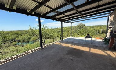 VENTA CASA 2 DORM CON PILETA LA GRANJA TERRENO 1HA