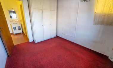 CASA DE ESTILO MEDITERRANEO CON QUINCHO Y COCHERA