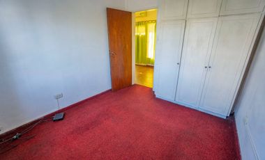 CASA DE ESTILO MEDITERRANEO CON QUINCHO Y COCHERA