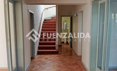 Oficina en Arriendo en Europa / Marchat Pereira