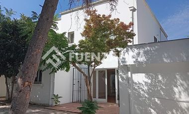 Oficina en Arriendo en Europa / Marchat Pereira