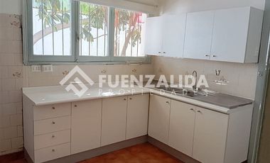 Oficina en Arriendo en Europa / Marchat Pereira