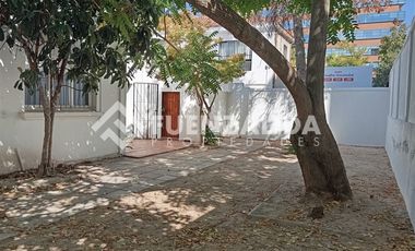 Oficina en Arriendo en Europa / Marchat Pereira