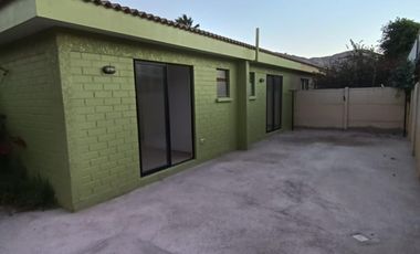 ARRIENDO CASA CERCANA A SCUOLA AMPLIA