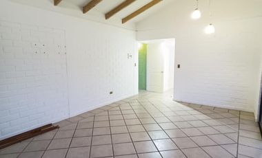 ARRIENDO CASA CERCANA A SCUOLA AMPLIA