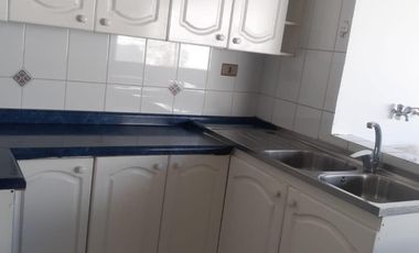 ARRIENDO CASA CERCANA A SCUOLA AMPLIA