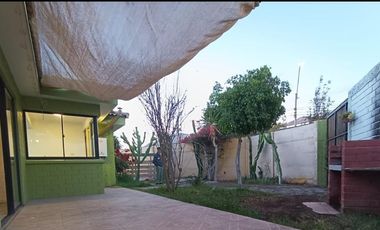 ARRIENDO CASA CERCANA A SCUOLA AMPLIA