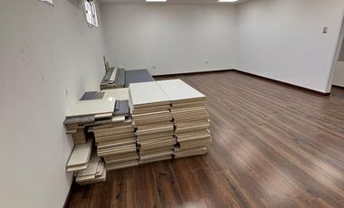 ARRIENDO AMPLIO LOCAL COMERCIAL ÑUÑOA