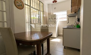 Venta casa 4 ambientes con local al frente en Ramos Mejia