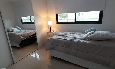 Alquiler casa San Sebastián área 1 4 ambientes