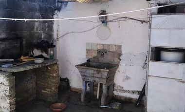 Casa con Galpón en venta  - Rosario - Barrio Ludueña