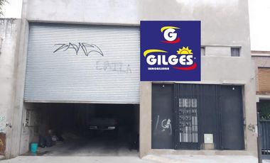 Venta Galpón 430M² Cubiertos en Planta Alta 6 Deptos 2 Ambientes cada uno  