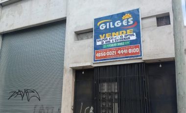Venta Galpón 430M² Cubiertos en Planta Alta 6 Deptos 2 Ambientes cada uno  