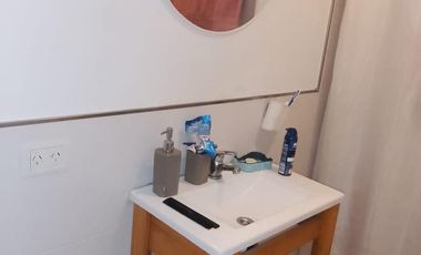 Venta Galpón 430M² Cubiertos en Planta Alta 6 Deptos 2 Ambientes cada uno  