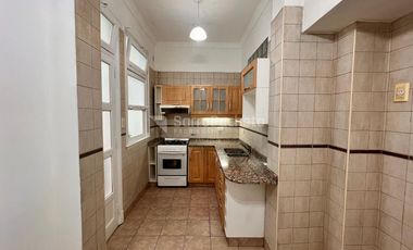 Alquiler de departamento de 3 ambientes en Moron Norte