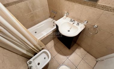 Alquiler de departamento de 3 ambientes en Moron Norte