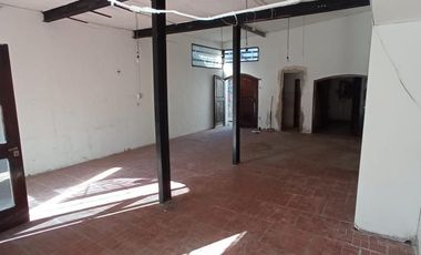 Local - Burzaco