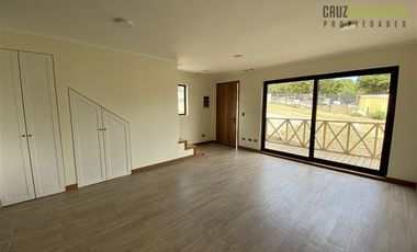 Casa en Arriendo en Casa en Condominio Ulmos de la Patagonia - Sector Alto La Paloma
