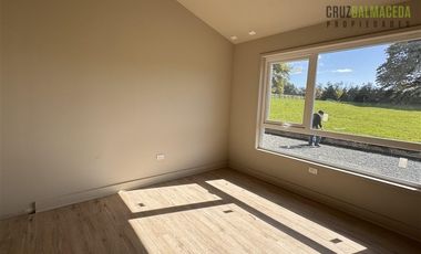 Casa en Arriendo en Loteo Santa Rosa, Nueva Braunau