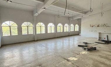 OFICINAS EN RENTA FRENTE A CAÑA HUECA