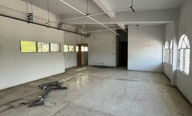 OFICINAS EN RENTA FRENTE A CAÑA HUECA