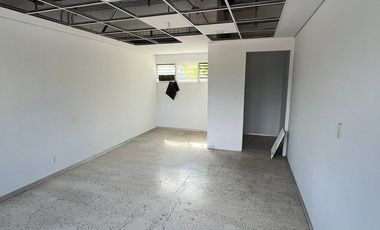 OFICINAS EN RENTA FRENTE A CAÑA HUECA
