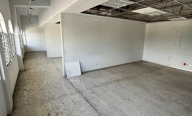 OFICINAS EN RENTA FRENTE A CAÑA HUECA