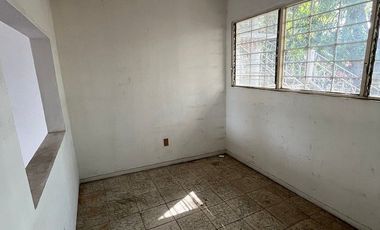 OFICINAS EN RENTA FRENTE A CAÑA HUECA