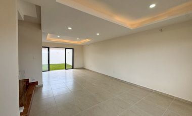 Casa en Venta con roof garden Lomas de la Rioja