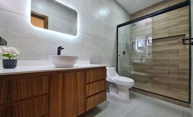 Casa en RENTA en LOMAS DE LA RIOJA