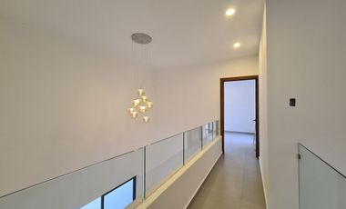 Casa en RENTA en LOMAS DE LA RIOJA