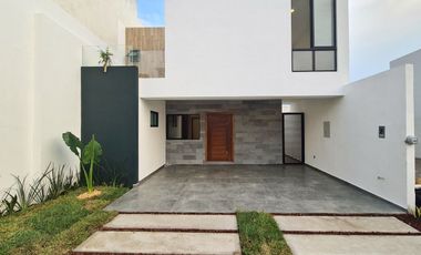 Casa en RENTA en LOMAS DE LA RIOJA