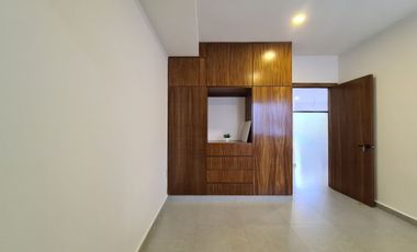 Casa en RENTA en LOMAS DE LA RIOJA