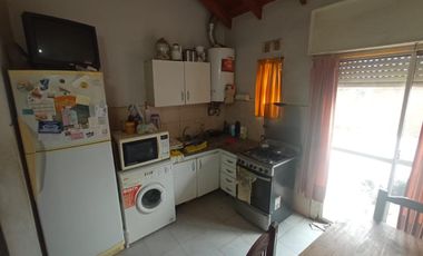 Casa - Claypole