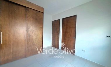 Renta casa 4 rec, 3 baños, alberca. Pedregal Schoenstatt, Corregidora, Qro.