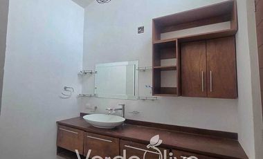 Renta casa 4 rec, 3 baños, alberca. Pedregal Schoenstatt, Corregidora, Qro.