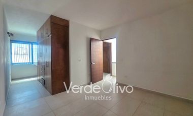 Renta casa 4 rec, 3 baños, alberca. Pedregal Schoenstatt, Corregidora, Qro.