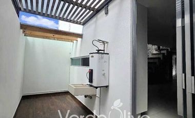 Renta casa 4 rec, 3 baños, alberca. Pedregal Schoenstatt, Corregidora, Qro.